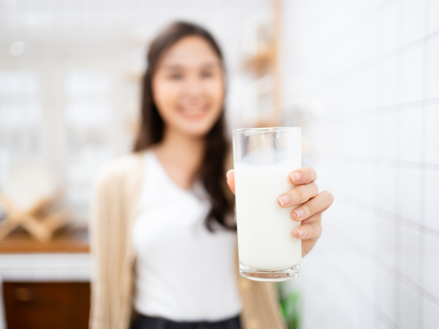 Mothers in Hohhot will get a free cup of milk each day