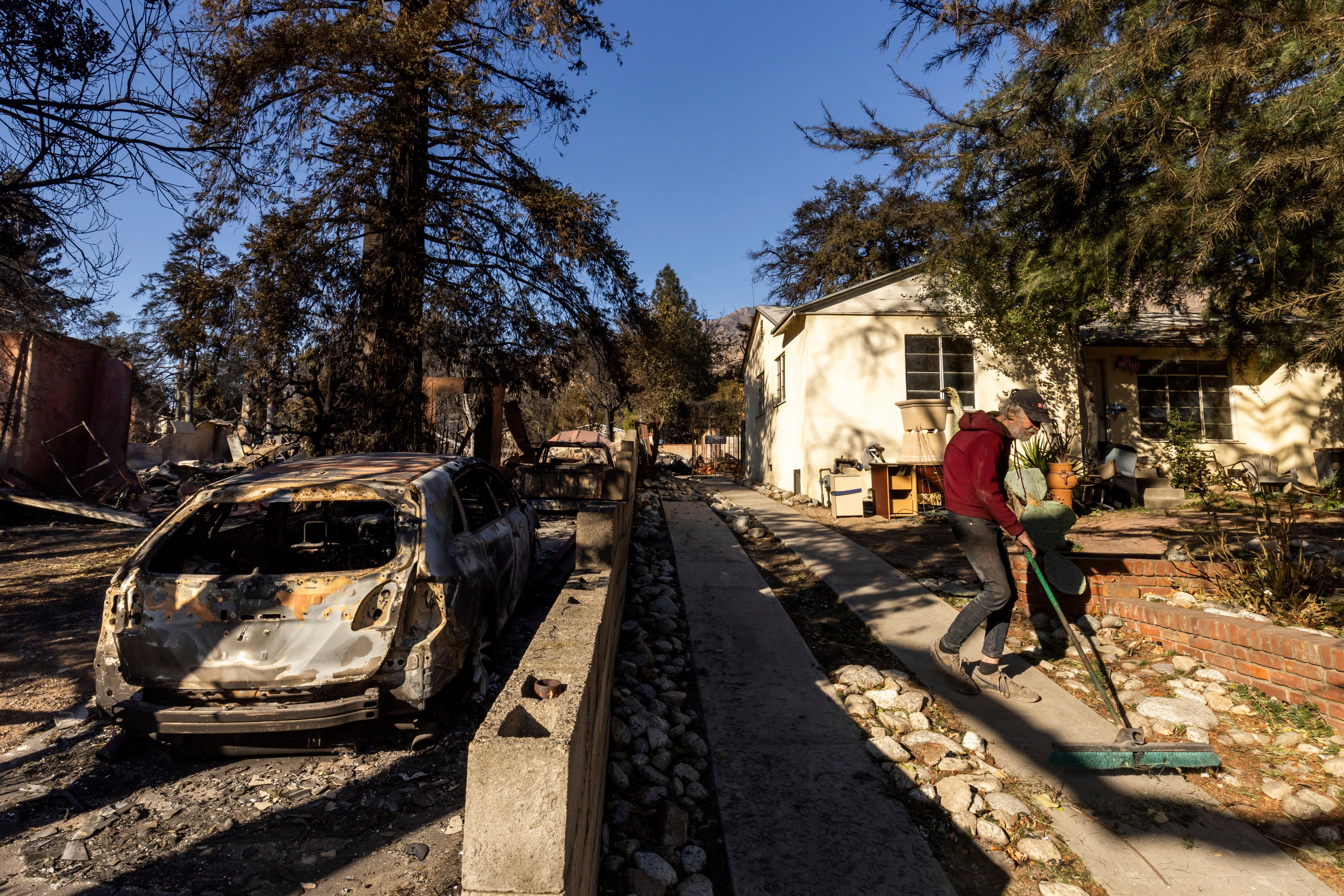 California Wildfires Remaining Homes Photo Gallery