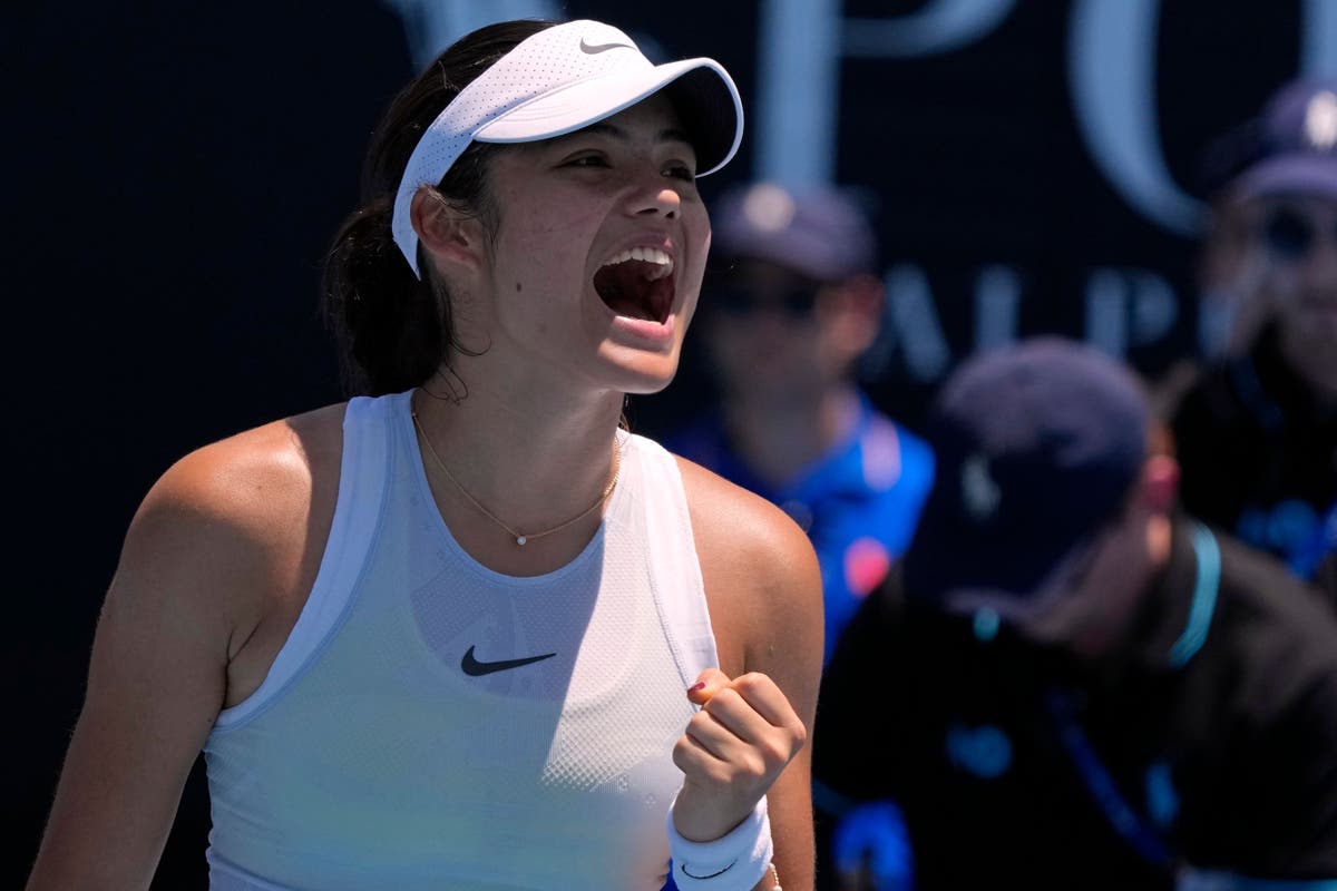 Emma Raducanu Advances at Australian Open