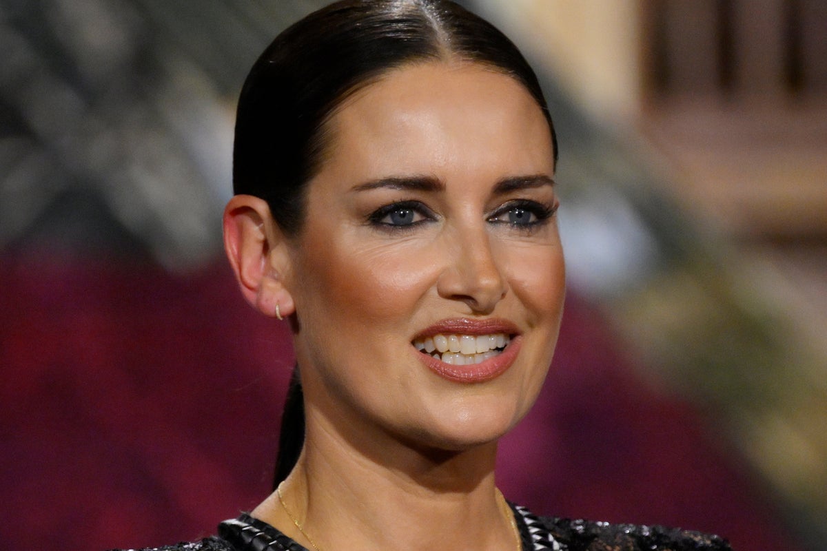 Kirsty Gallacher defends herself after letting child play on ice during ...