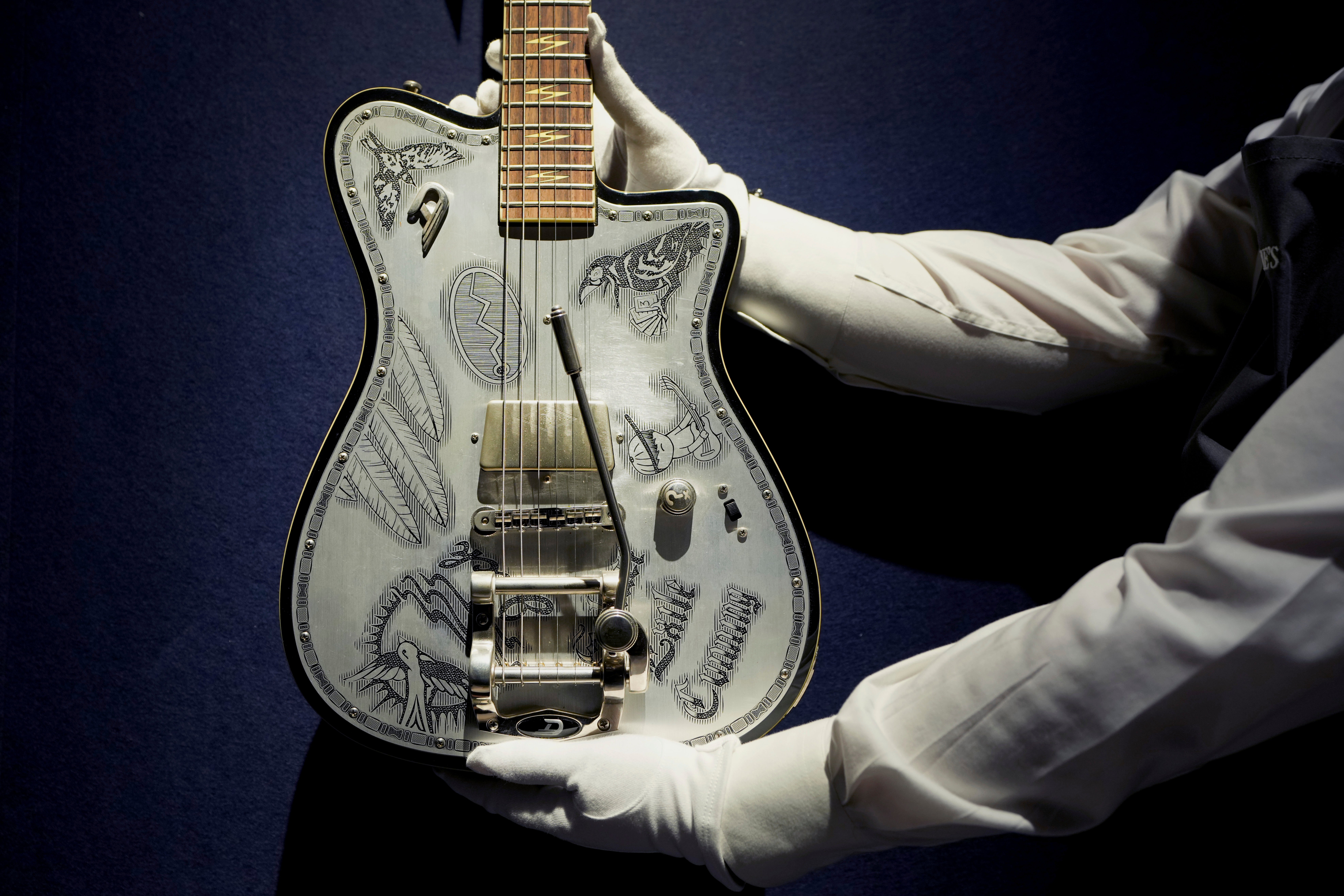 Britain Jeff Beck Guitar Auction