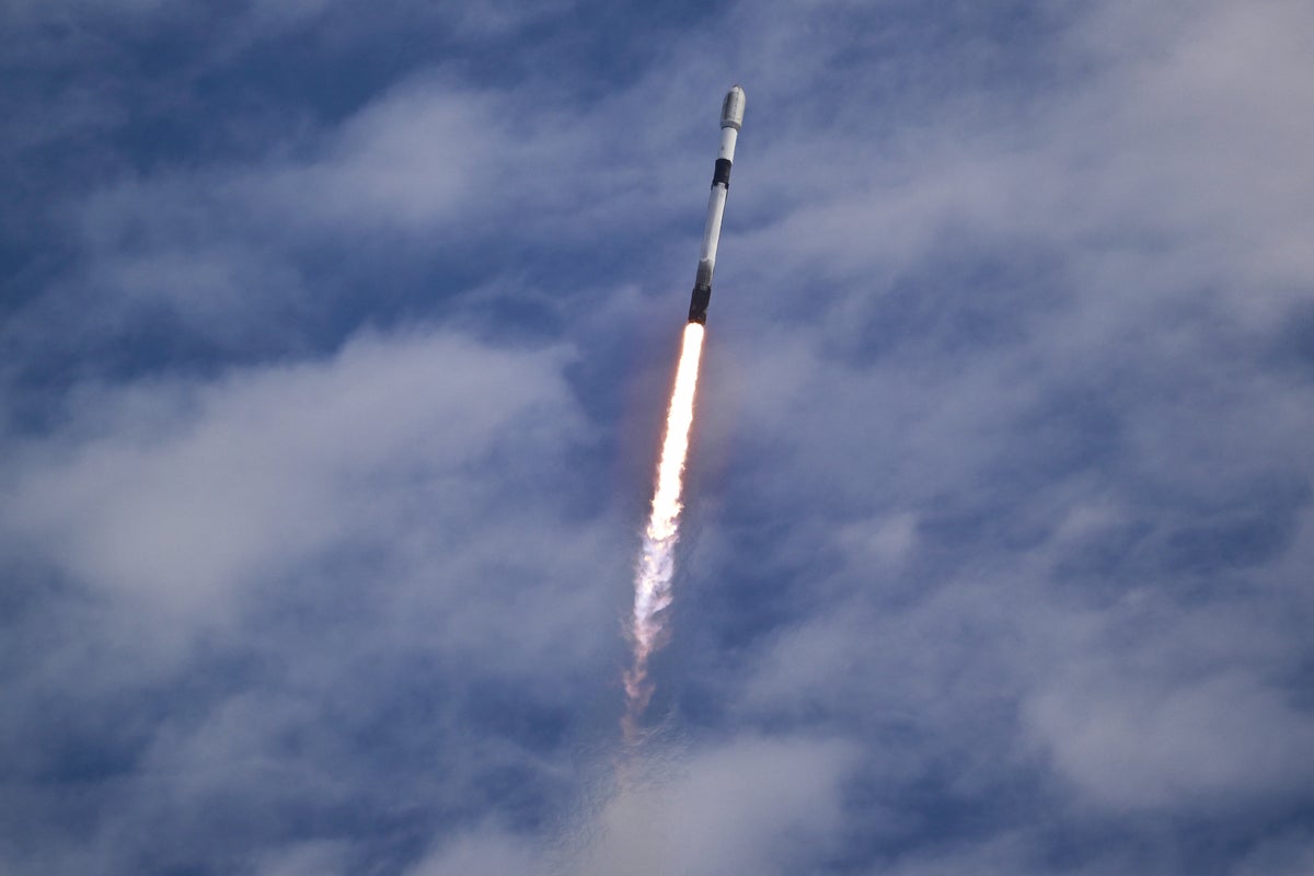 Solar storms are causing Elon Musk’s SpaceX satellites to plunge to Earth