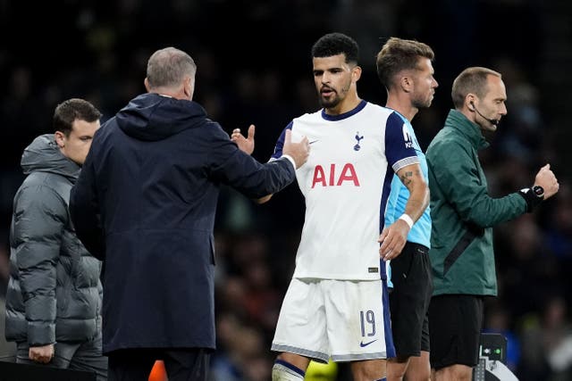 Dominic Solanke is congratulated by Tottenham head coach Ange Postecoglou (Nick Potts/PA)