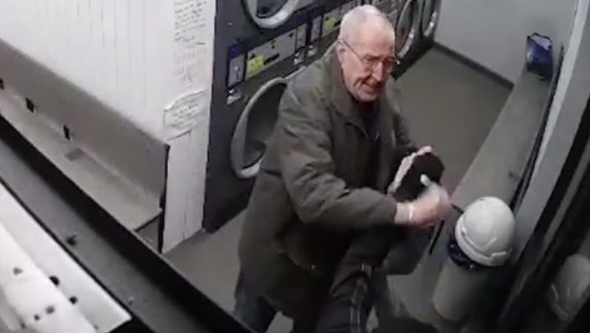 Pensioner uses pair of jeans to fight off masked laundromat robber