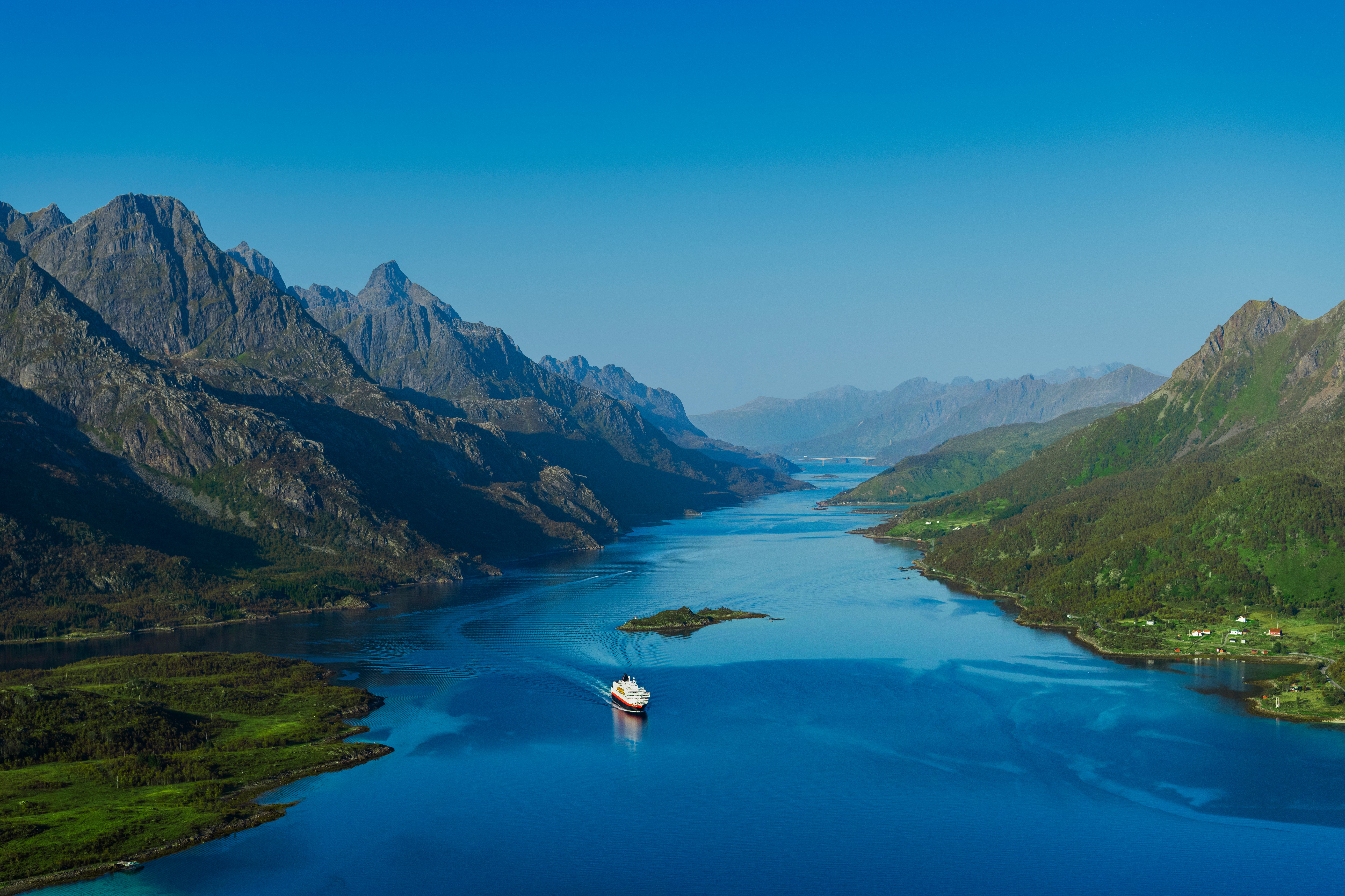 Traversing the fjords