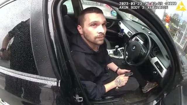 <p>Drug dealer stopped 223 miles from home tries to convince police he is 'on holiday‘.</p>