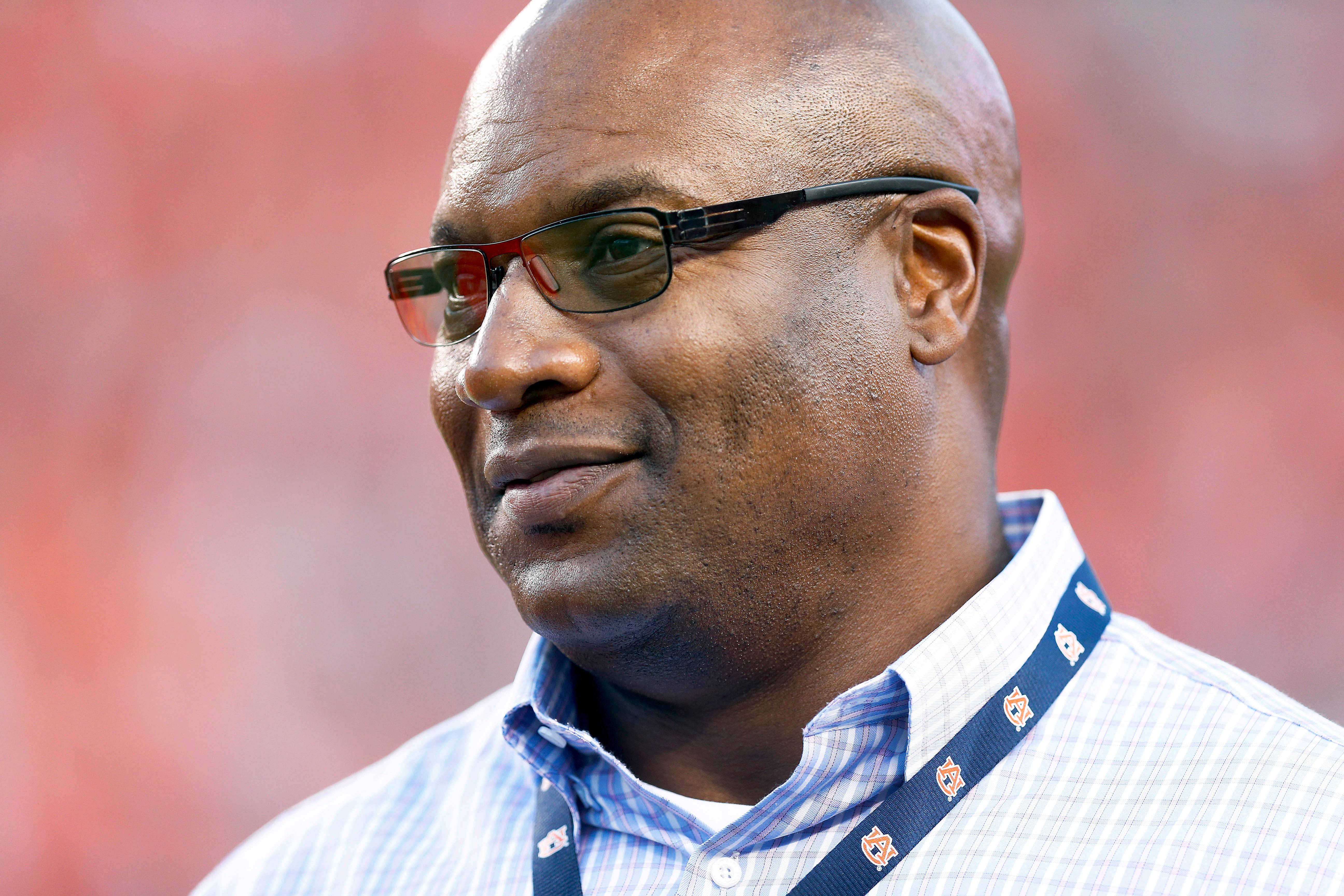 Bo Jackson gives up $21 million judgment in extortion suit against niece and nephew