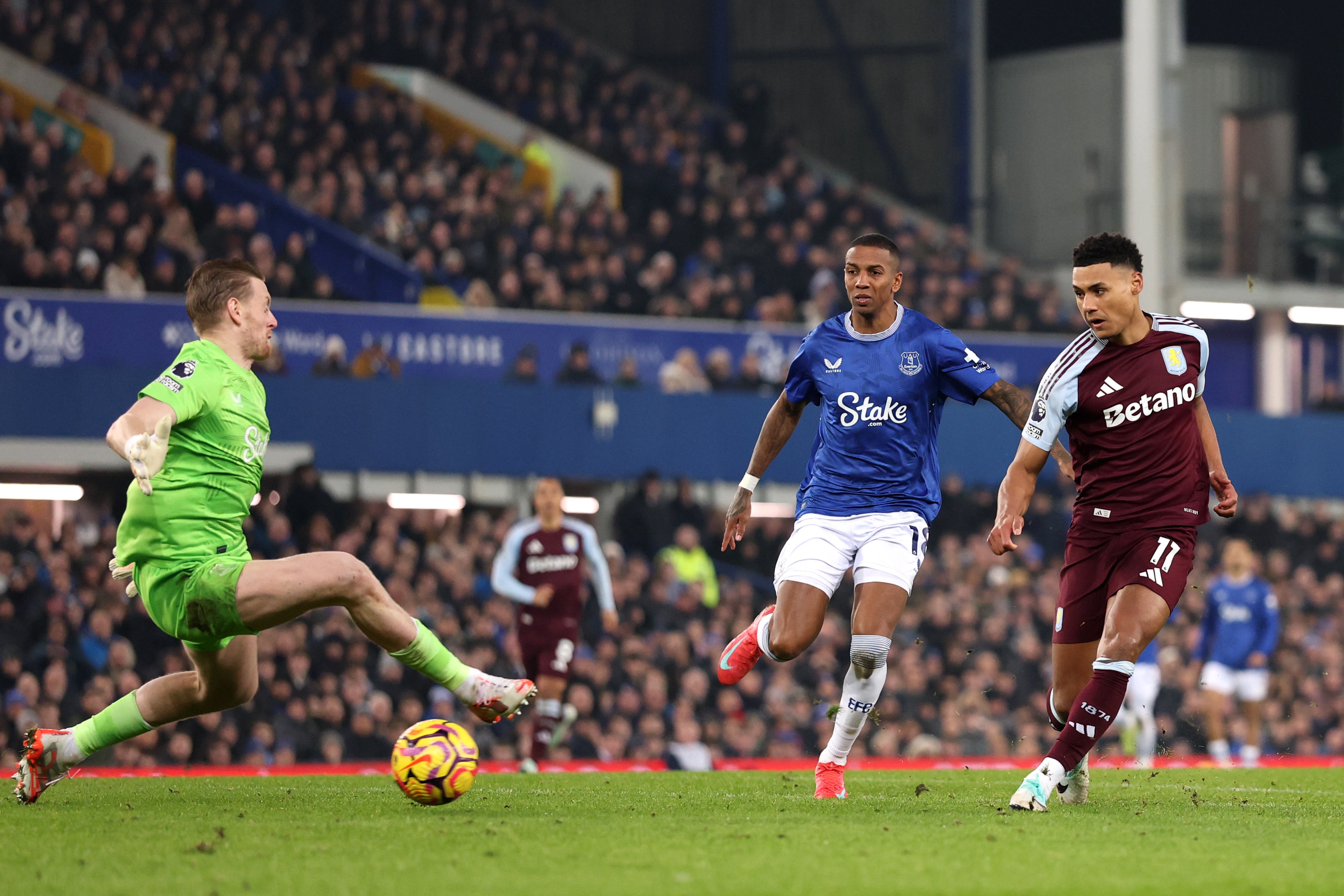 Ollie Watkins scored the only goal of the game as Aston Villa ended their away drought