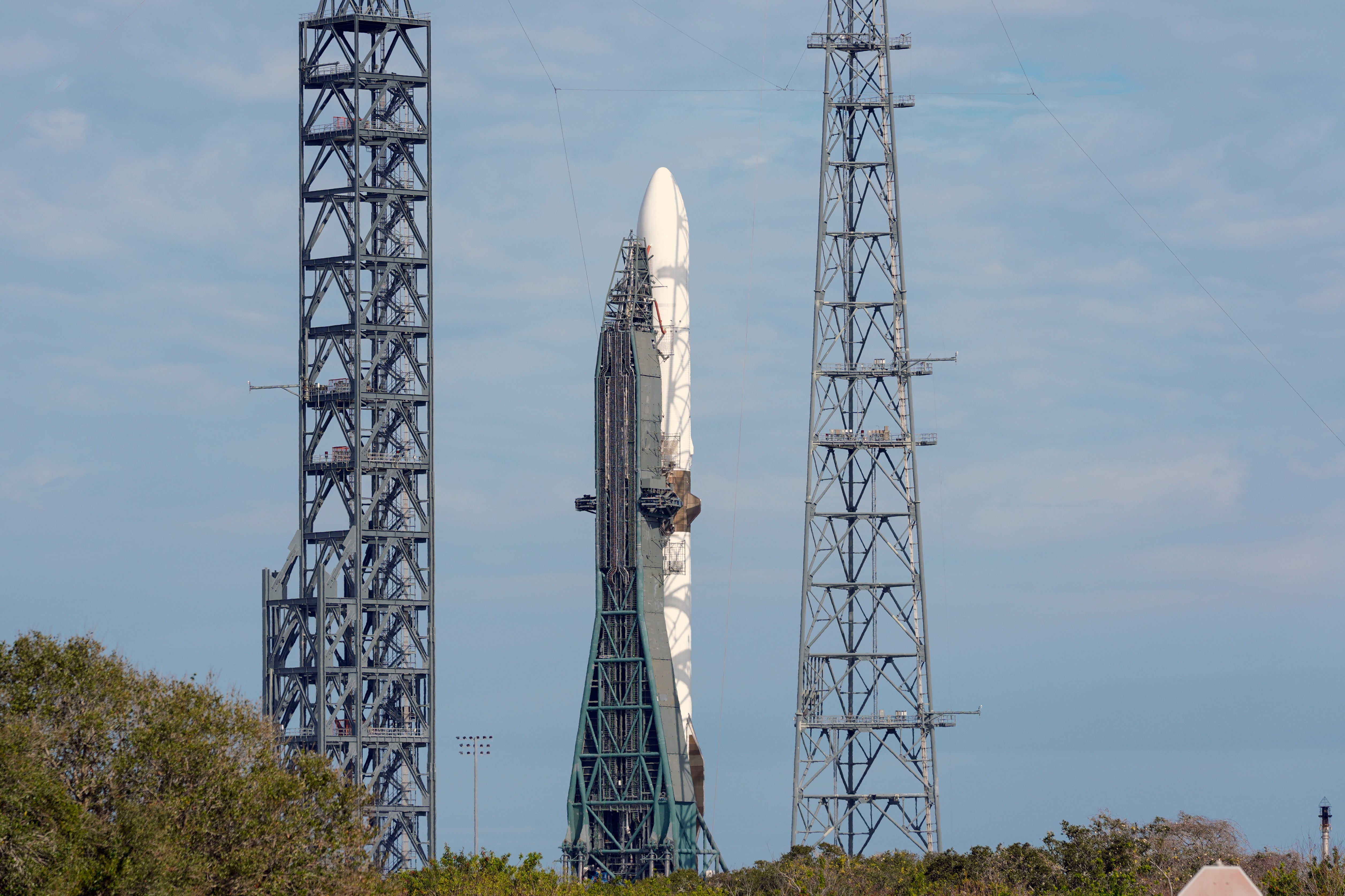 The 30-storey tall Blue Origin rocket launched into earth’s orbit at around 7am GMT on Thursday