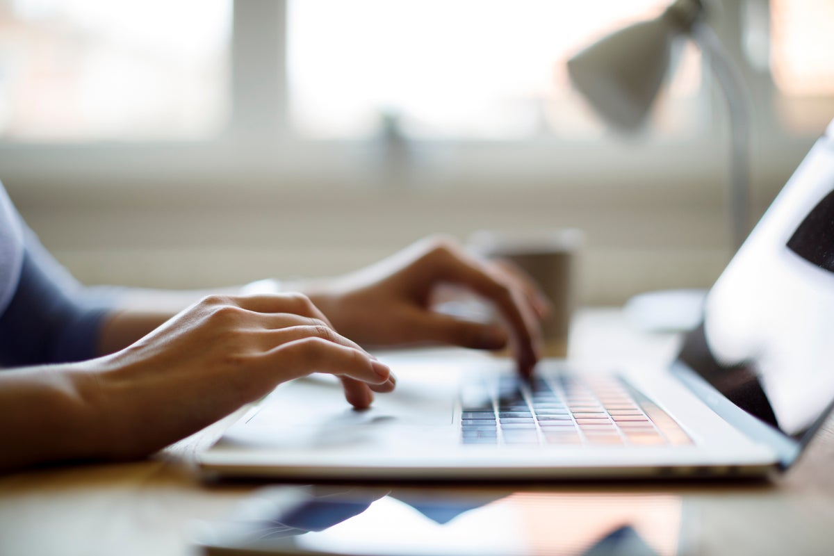 Civil servants stage protest over work-from-home ban