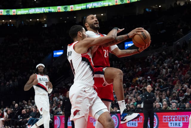 CLIPPERS-TRAIL BLAZERS