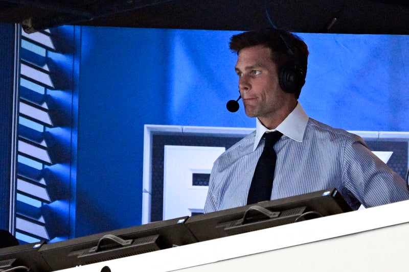 Tom Brady addresses rookie season in Fox booth, calling 1st Super Bowl and role with Raiders