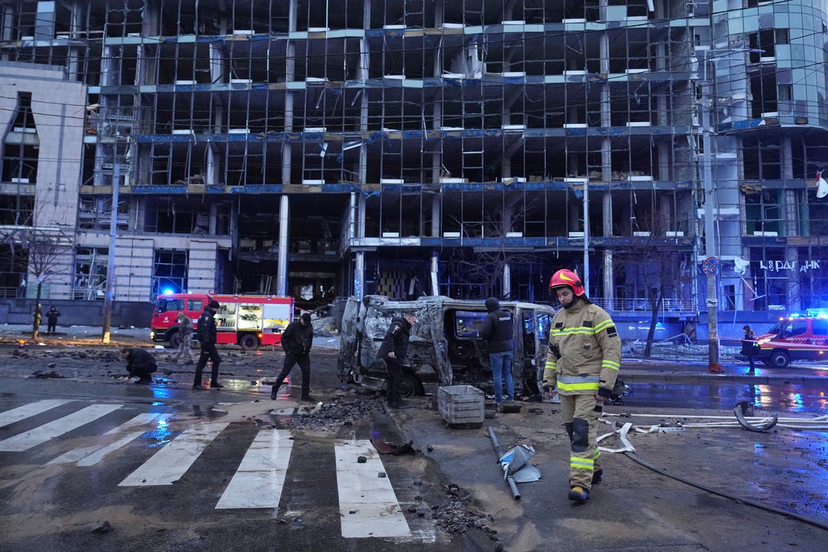 Russian attack kills 3 people in Ukraines Kyiv