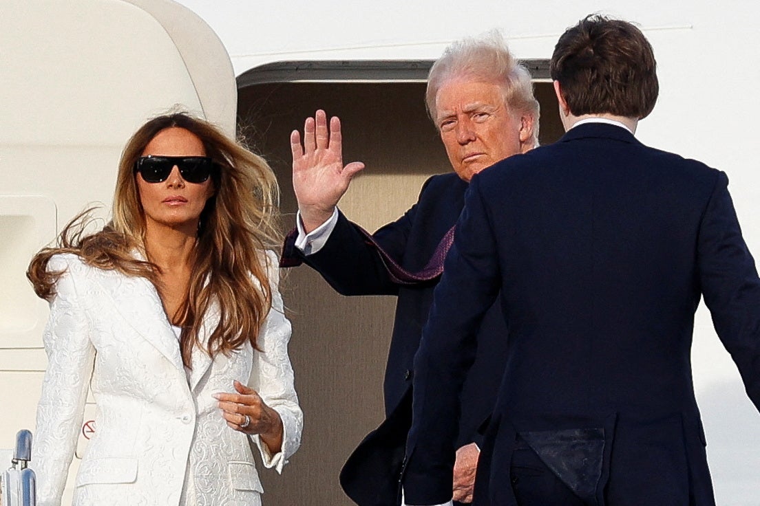 Donald Trump, his wife Melania and their son Barron set off for Washington, D.C. from their home in Florida