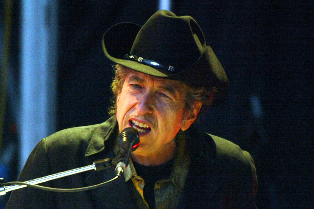 Bob Dylan draft lyrics for Mr Tambourine Man sell for over £400k 