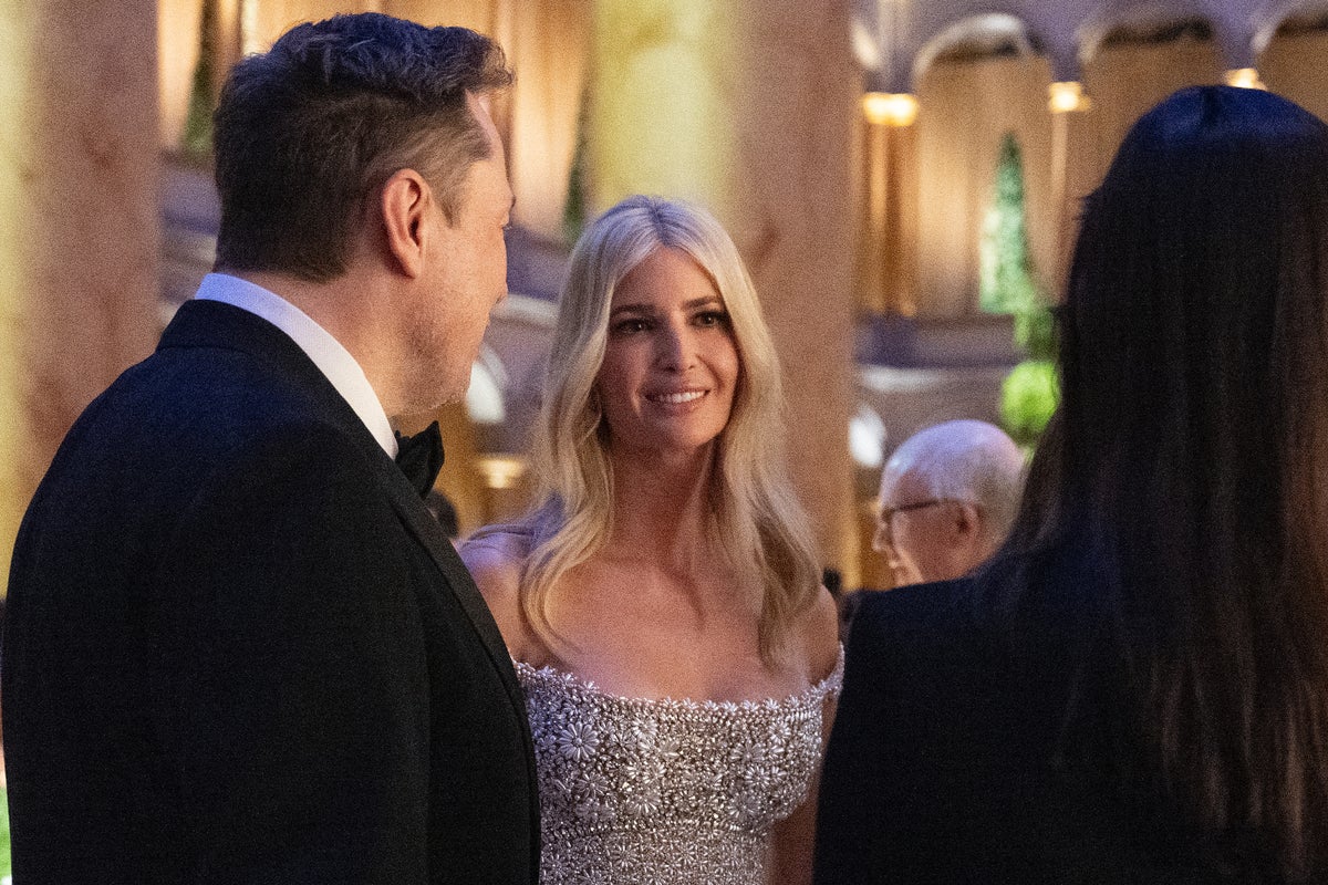 ivanka trump inauguration dress Ivanka Trump's Inauguration Looks Featured $1.1 Million of Diamonds