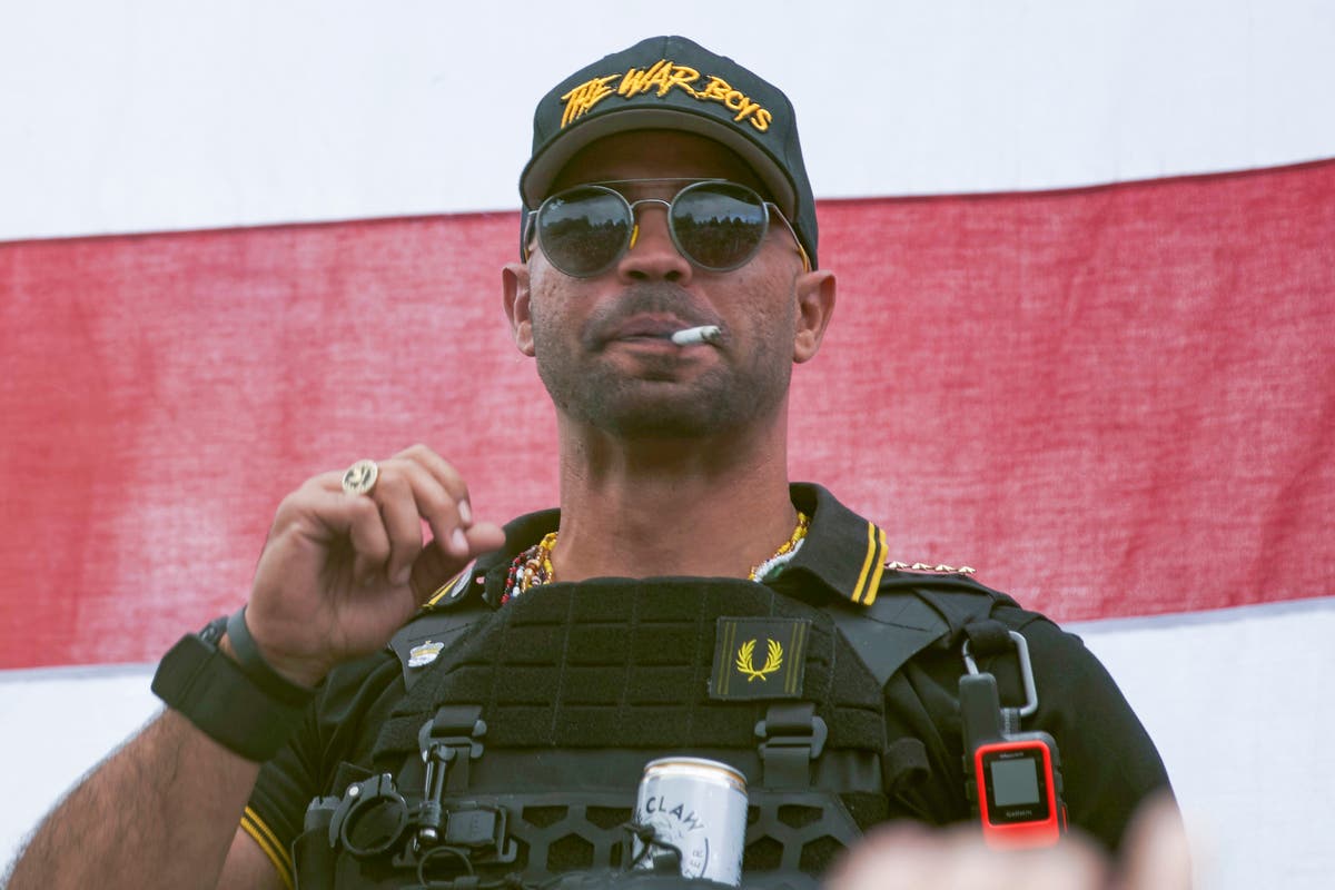 Trump wildly suggests Proud Boys, Oath Keepers might have a place in the ‘political conversation’