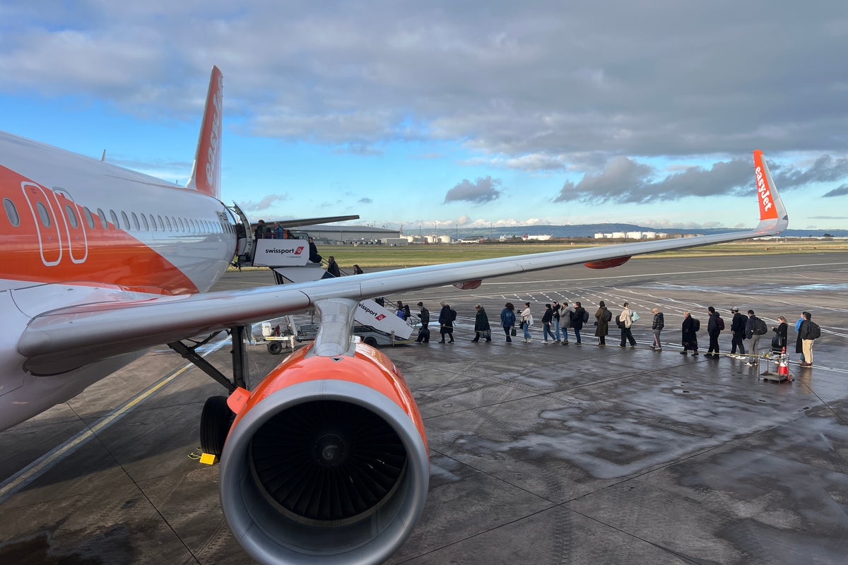 EasyJet slashes winter financial losses as passenger boom prompts huge profit forecast