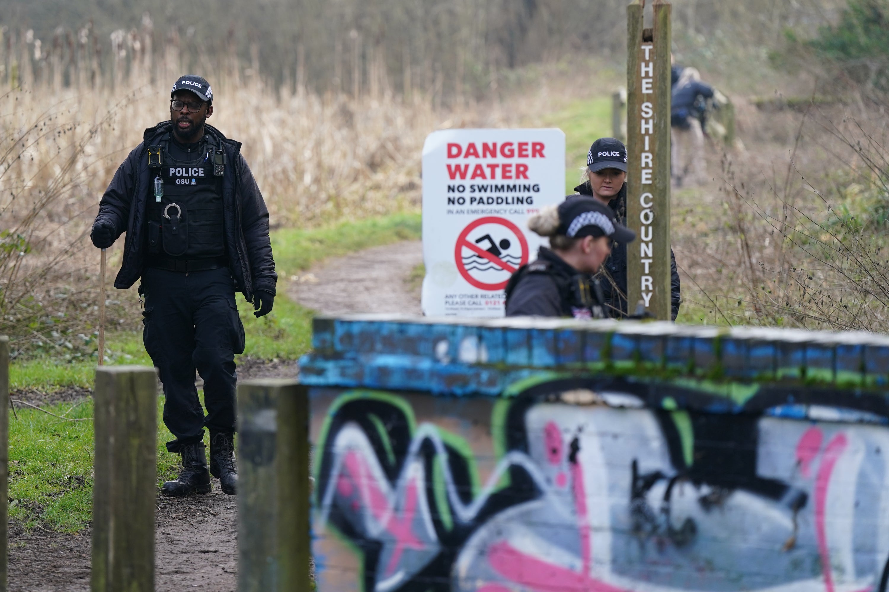 Police search the country park