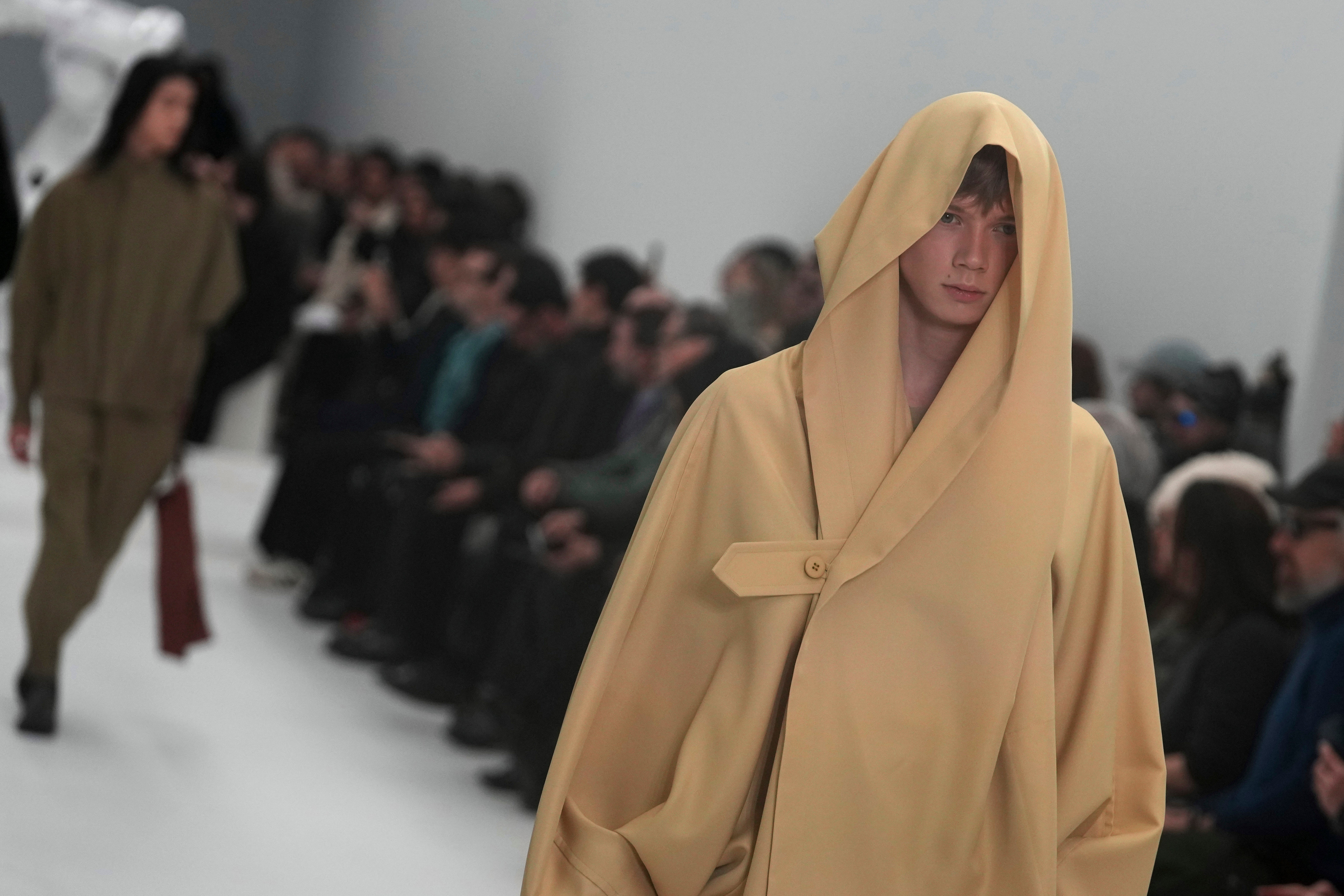 France Fashion F/W 25/26 Issey Miyake