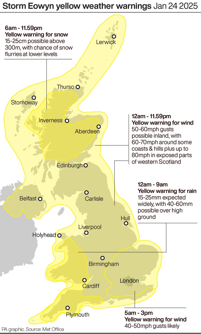 Storm Eowyn: Thousands of trains, hundreds of flights and dozens of ferries cancelled