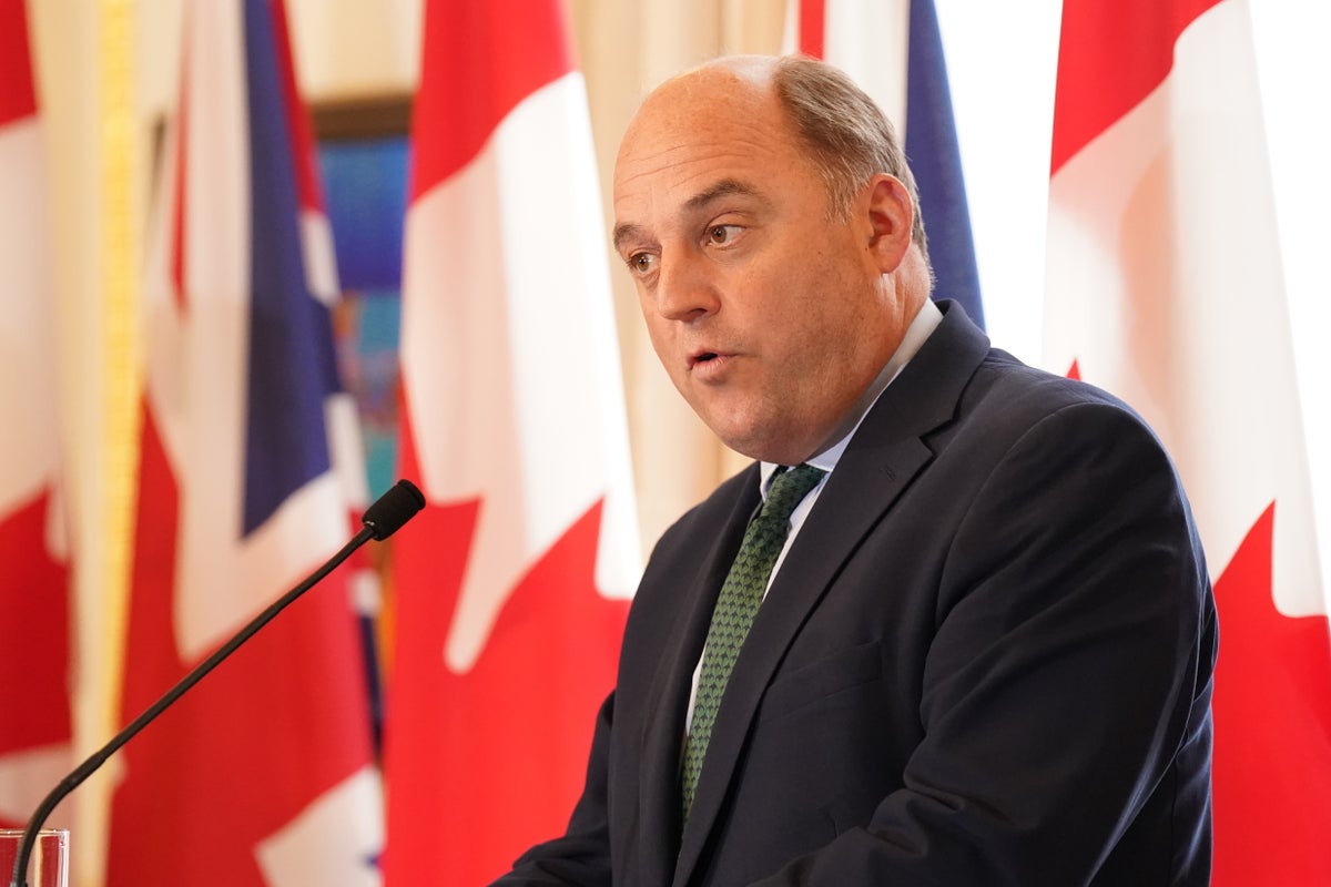 Ben Wallace accuses Labour of ‘conning’ public over defence spending boost claim