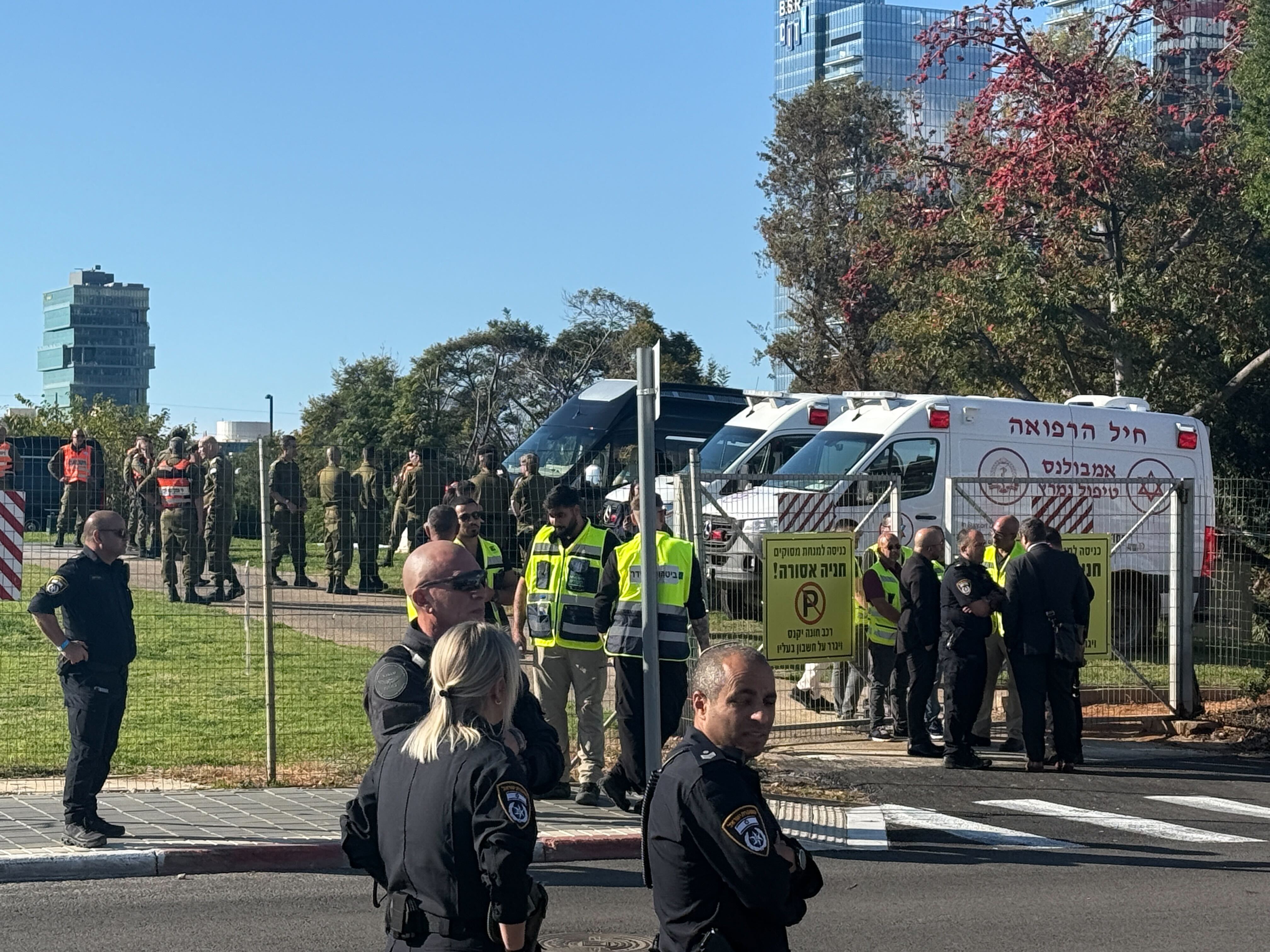 Crowds of supporters gathered at Beilinson-Schneider Hospital, just outside of Tel Aviv, waiting for the arrival of the four released Israeli soldiers