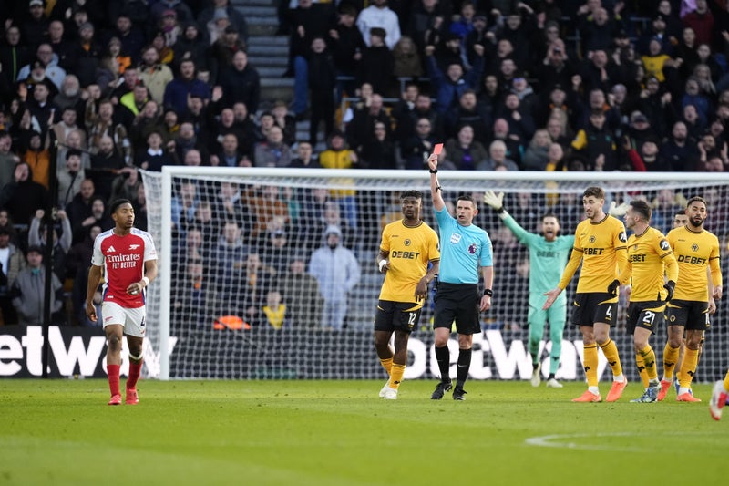 Arsenal overcome controversial Myles Lewis-Skelly red card to edge out Wolves