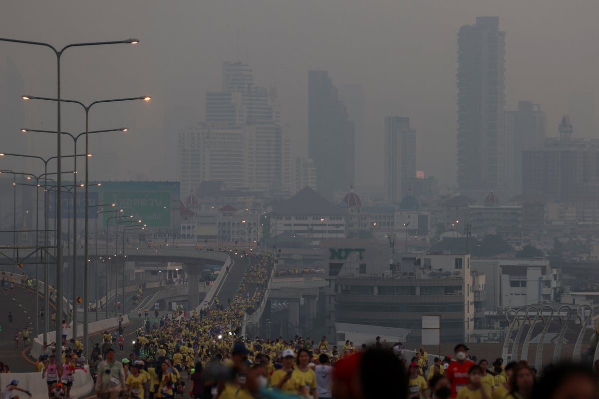 Several flights diverted in Bangkok due to poor visibility caused by smog