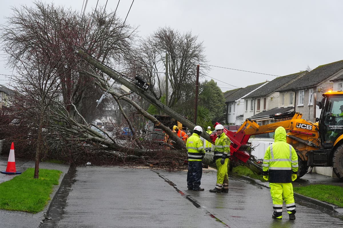 Storm Herminia brings thunderstorms, 80mph winds and flood alerts as Eowyn clear-up continues