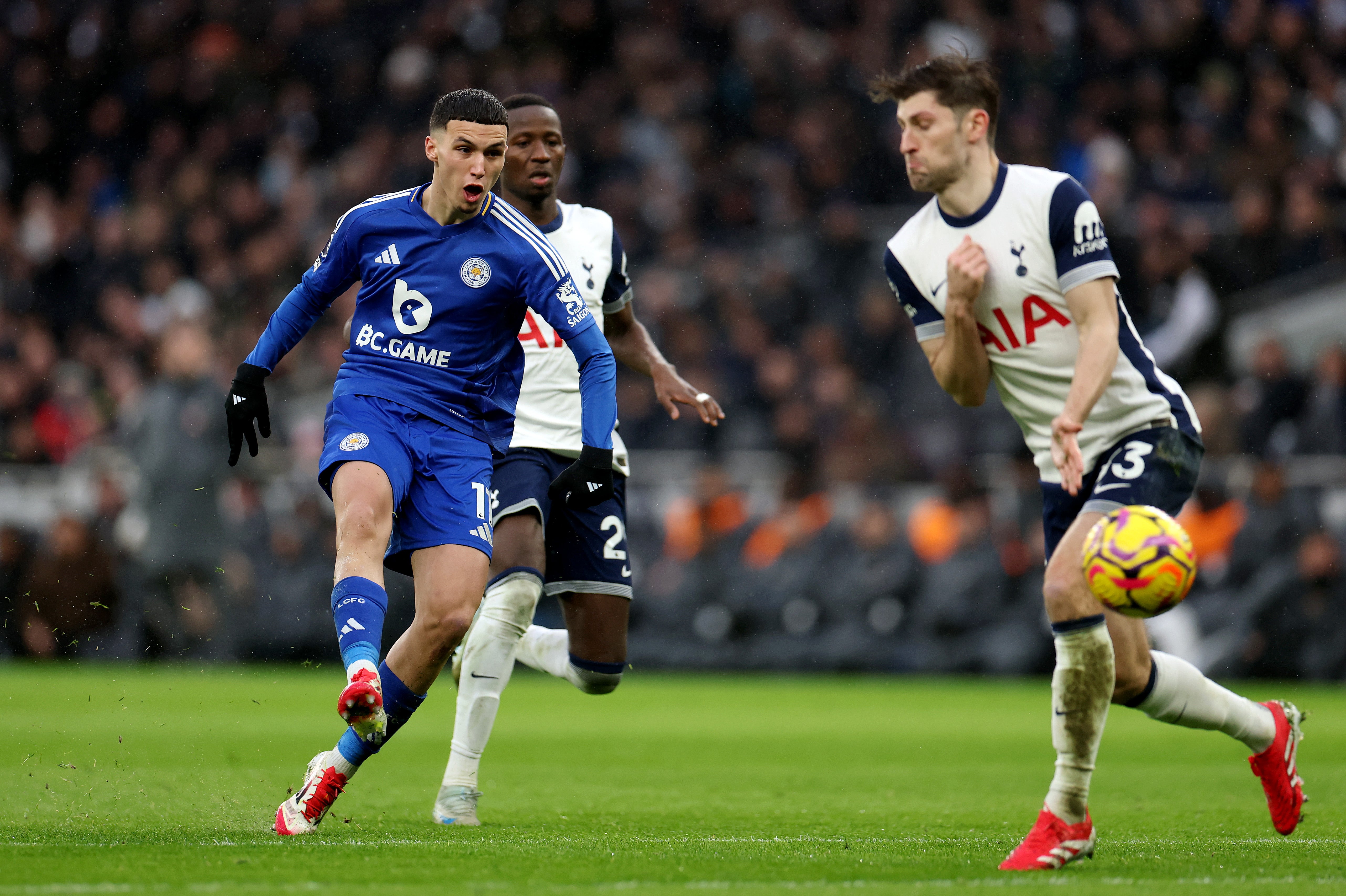 Bilal El Khannouss scored the winner for the Foxes