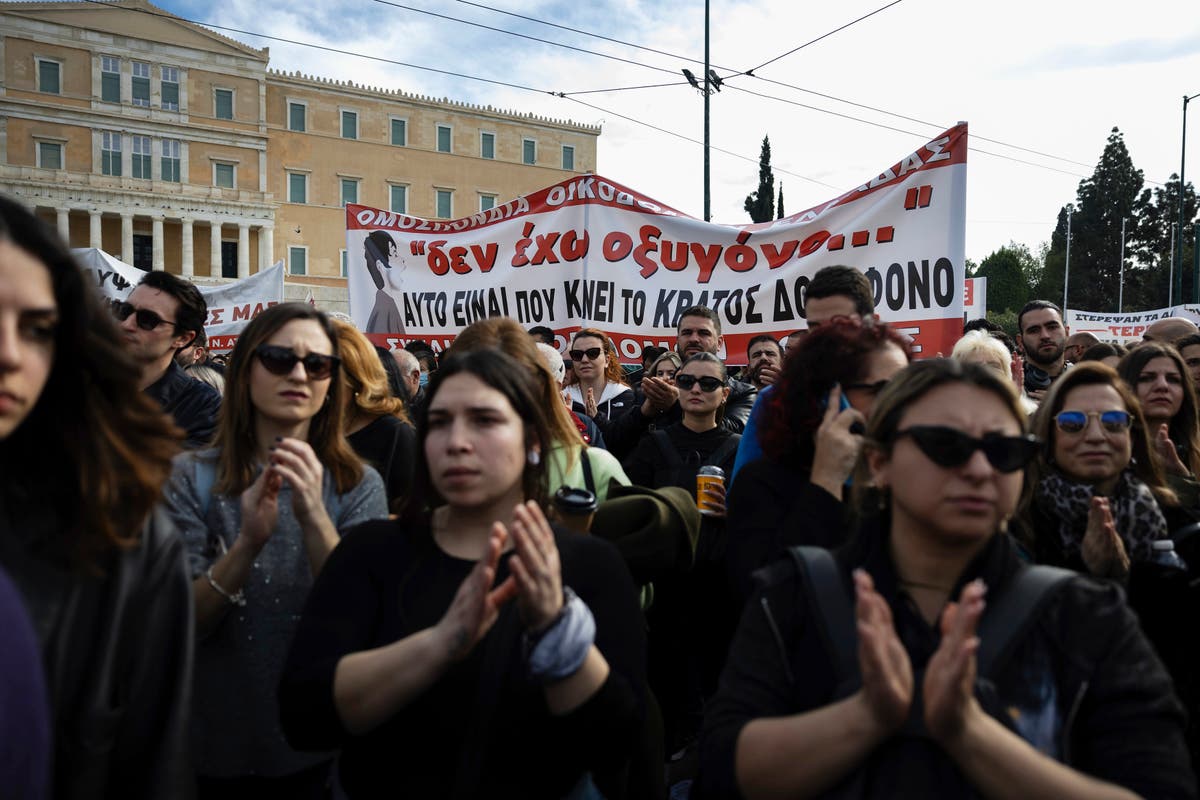 Protesters in over 100 cities in Greece and abroad call for train crash justice