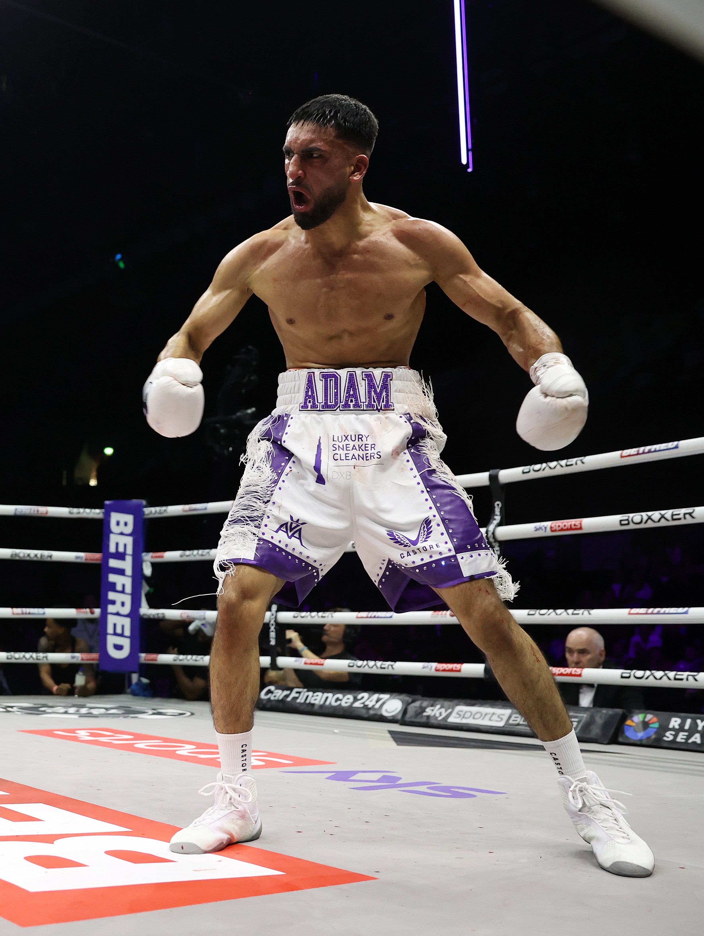 Adam Azim dopo aver eliminato Ohara Davies