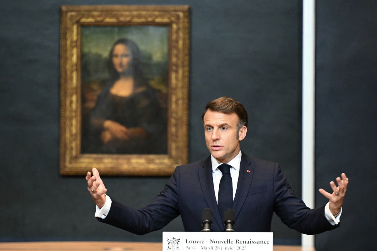 Macron plans major Louvre renovation for Mona Lisa