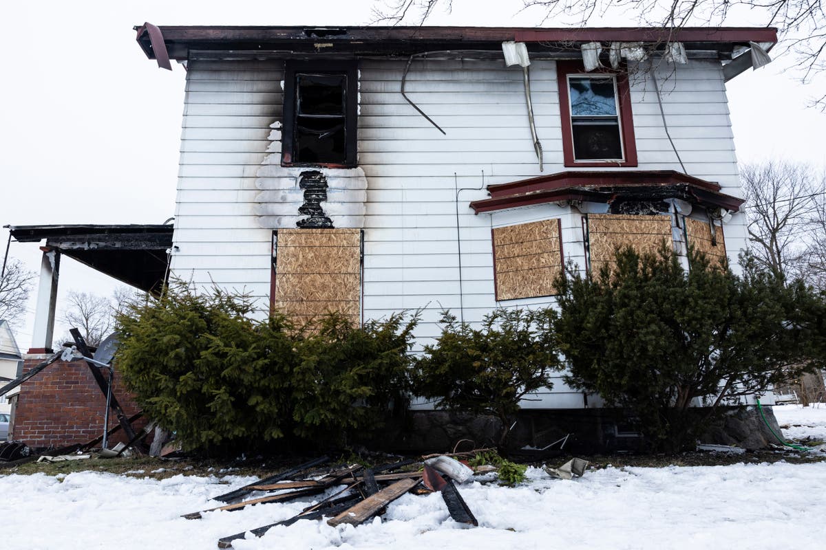 Police accuse Michigan mom of setting house fire that killed daughter