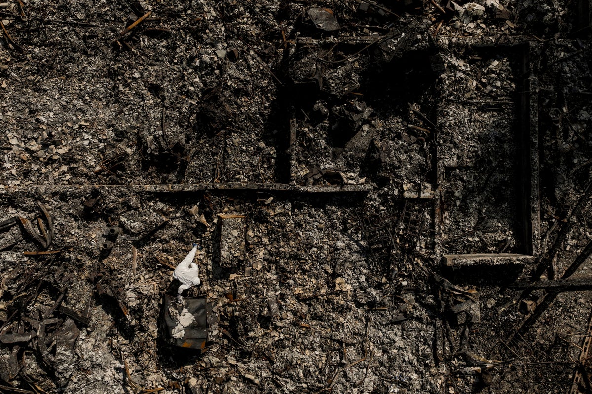 PHOTO COLLECTION: California Wildfires Aftermath