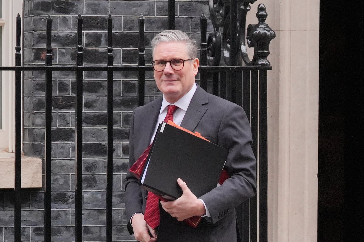 PMQs live: Starmer faces questions after Reeves backs badly needed Heathrow third runway in major speech PMQs live: Starmer faces questions after Reeves backs badly needed Heathrow third runway in major speech