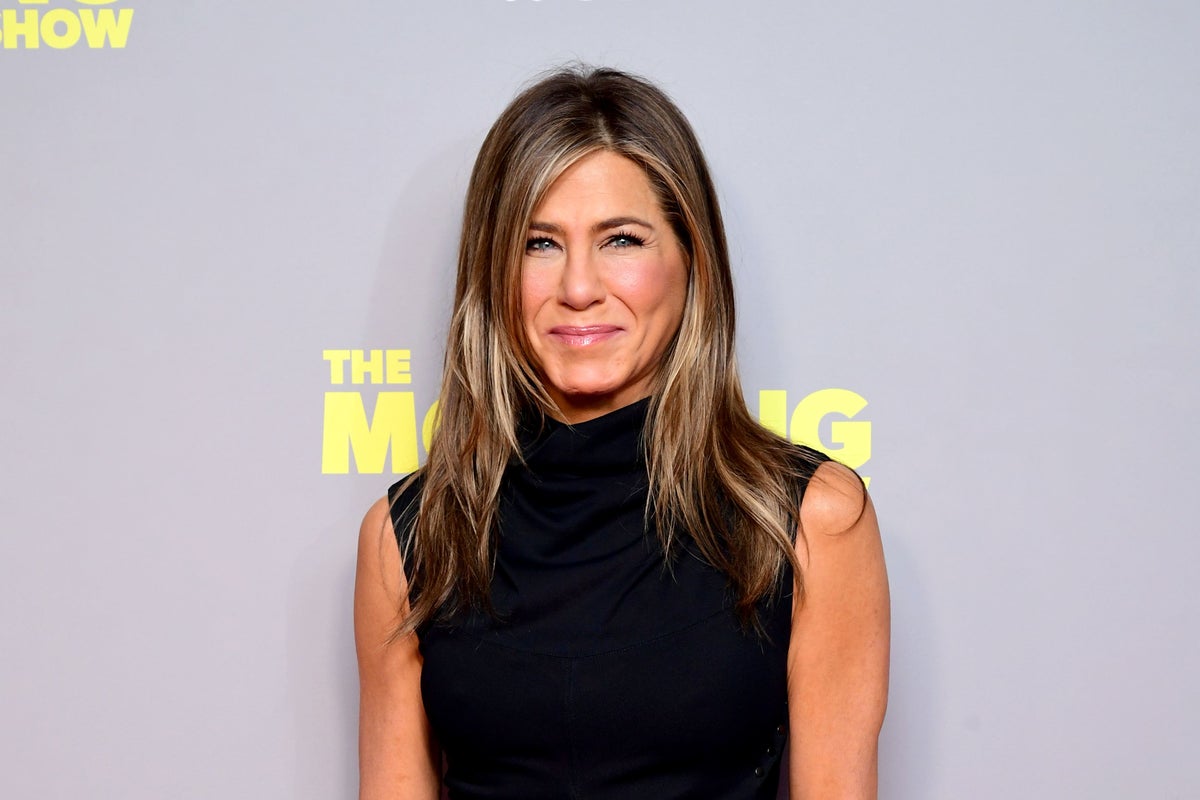 Suspect who plowed into front gate of Jennifer Aniston’s home faces felony vandalism charge