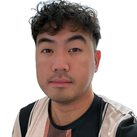 Head shot of Alex Lee