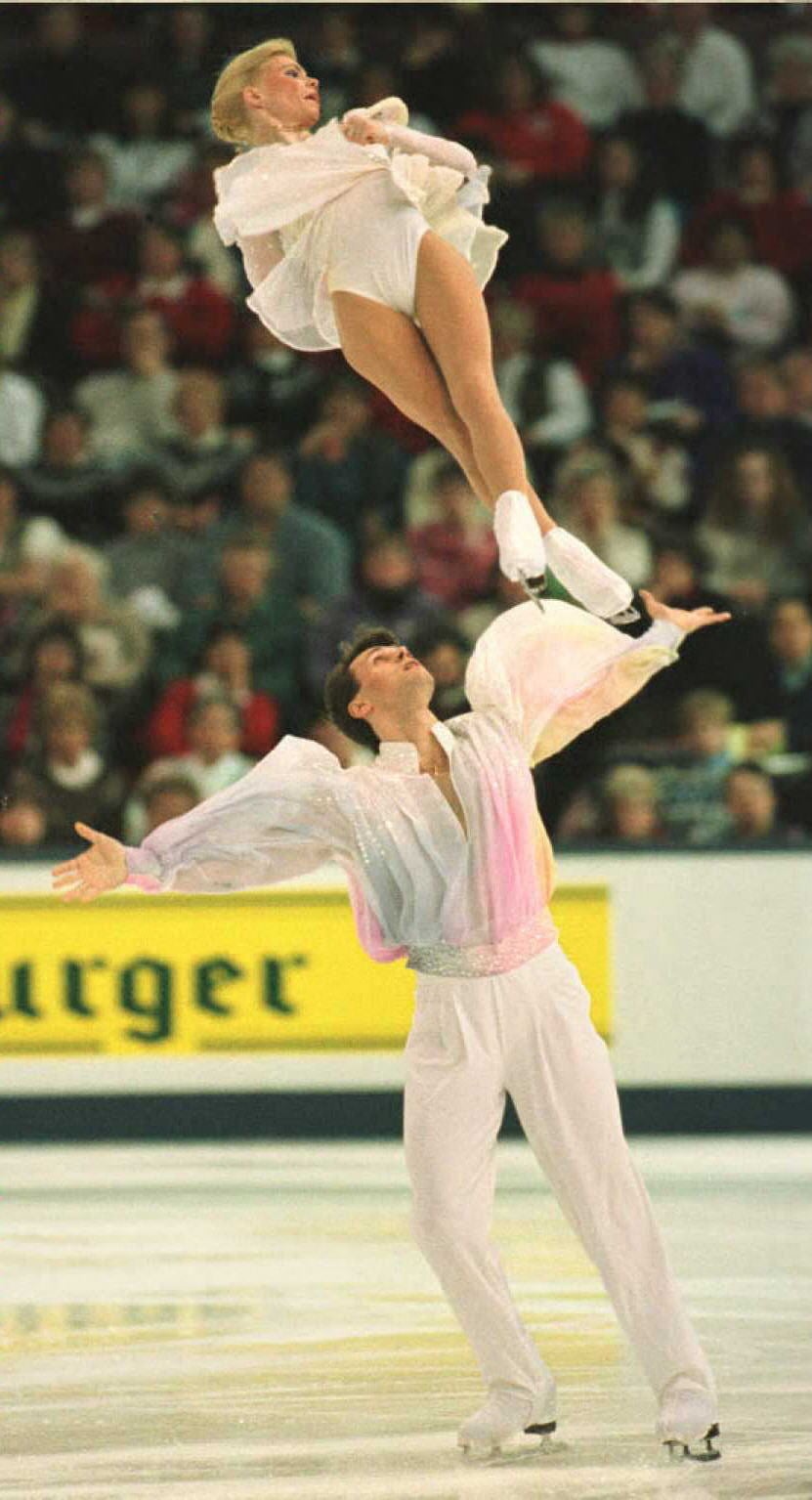 Evgenia Shiskova and Vadim Naumov during the World Figure Skating Championships in Edmonton, Canada