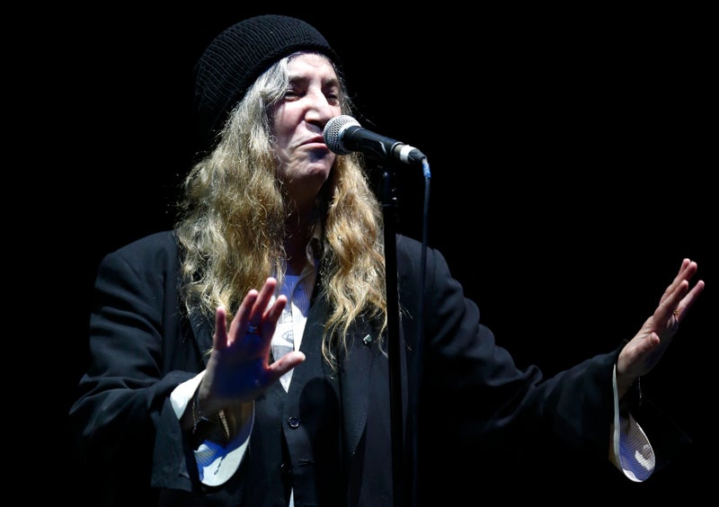 Patti Smith collapses on stage in Brazil, canceling the rest of her show