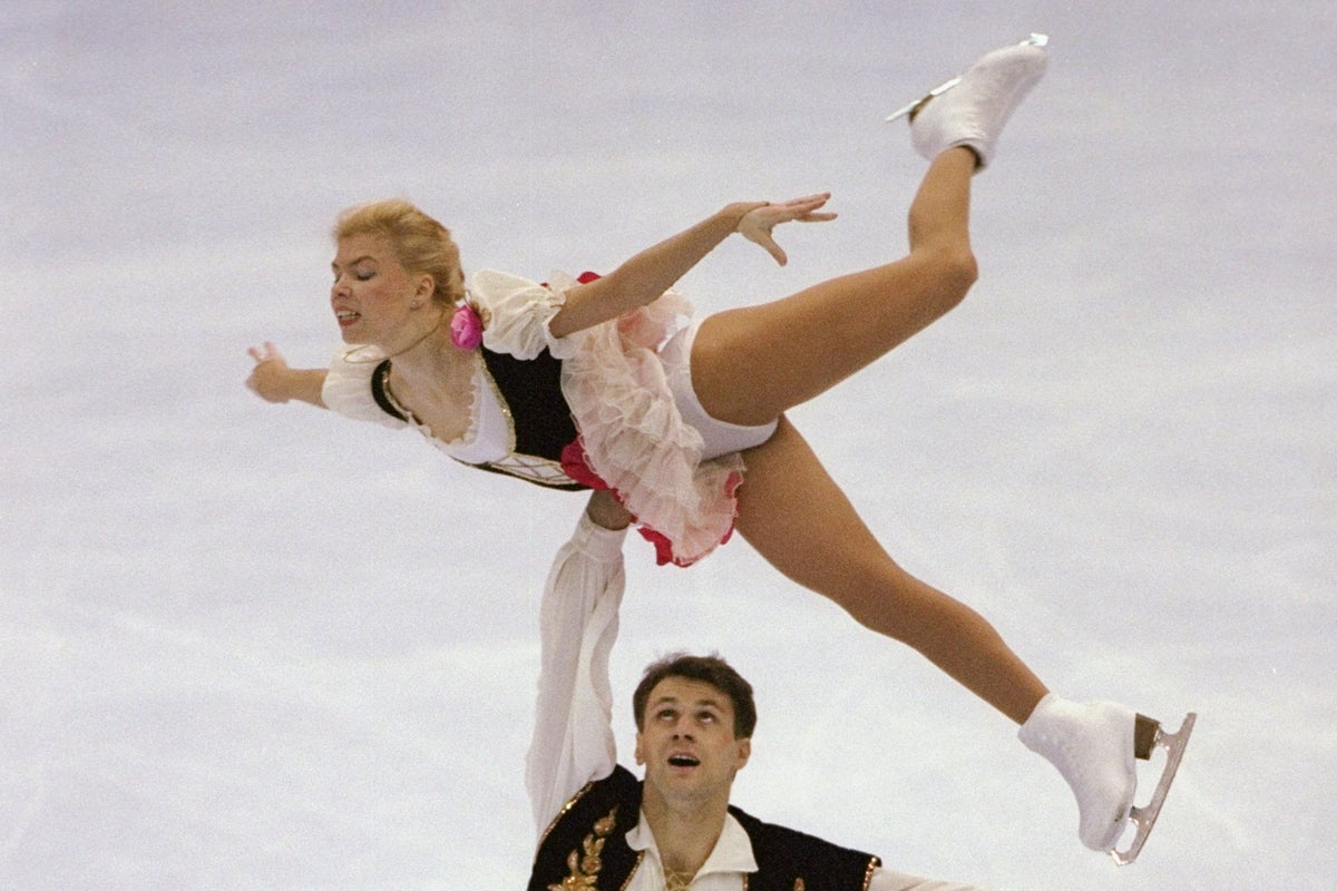 Victims of Washington DC plane crash include US Figure Skating Championship contestants and coaches Victims of Washington DC plane crash include US Figure Skating Championship contestants and coaches