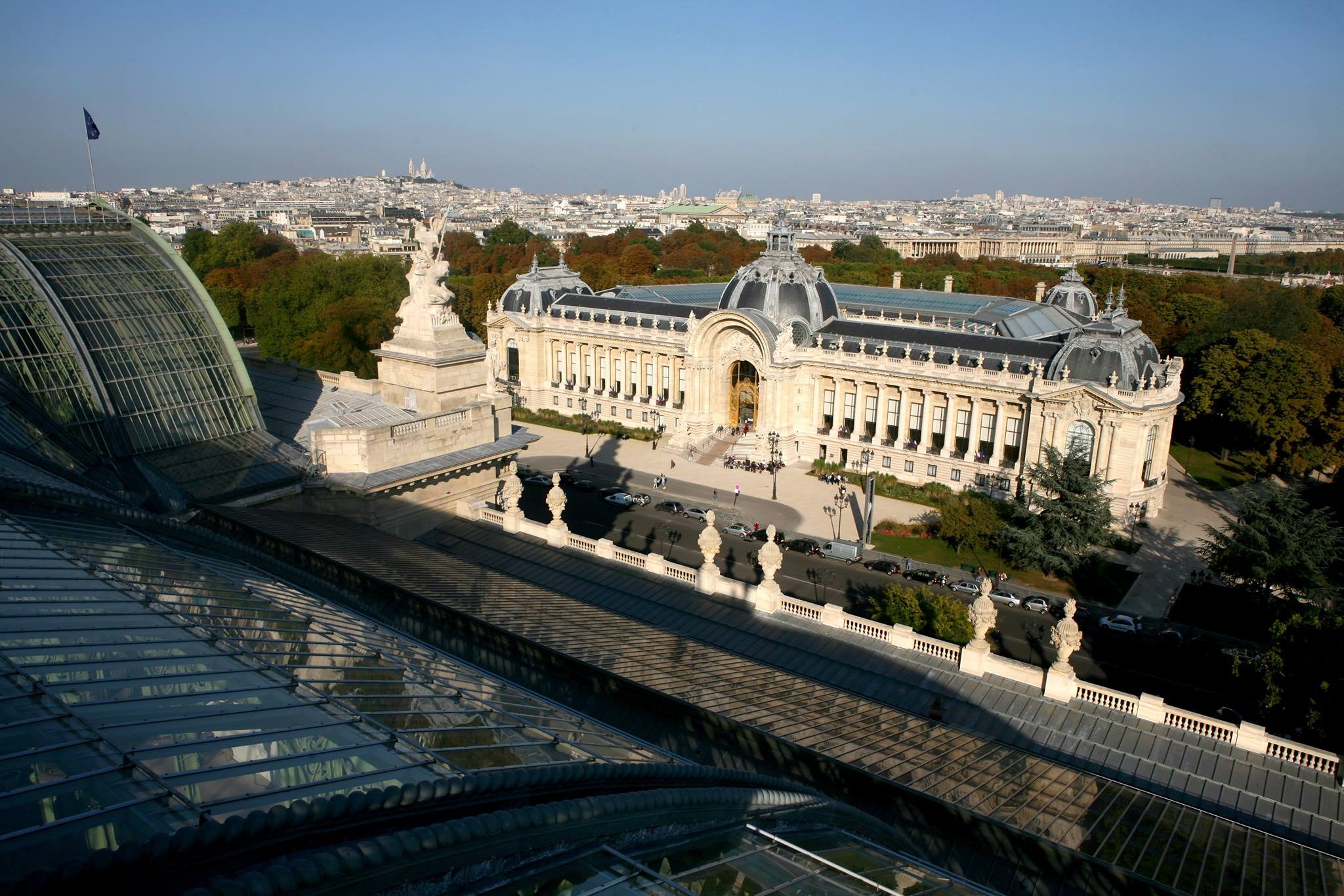 Petit Palais Musée des Beaux-Arts was constructed in 1900 for Paris’s Exposition Universelle