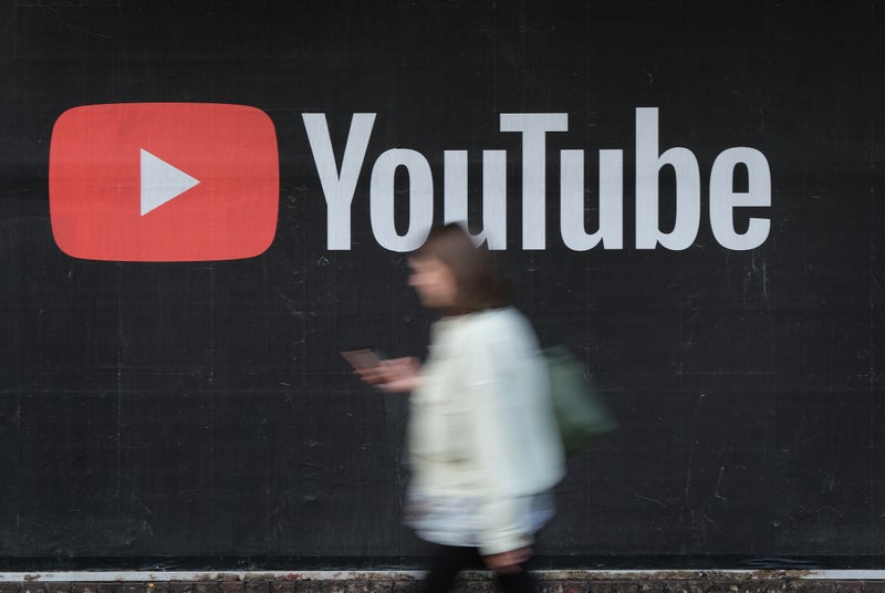 YouTube lets people watch videos at four times speed along with other new attention span-focused features