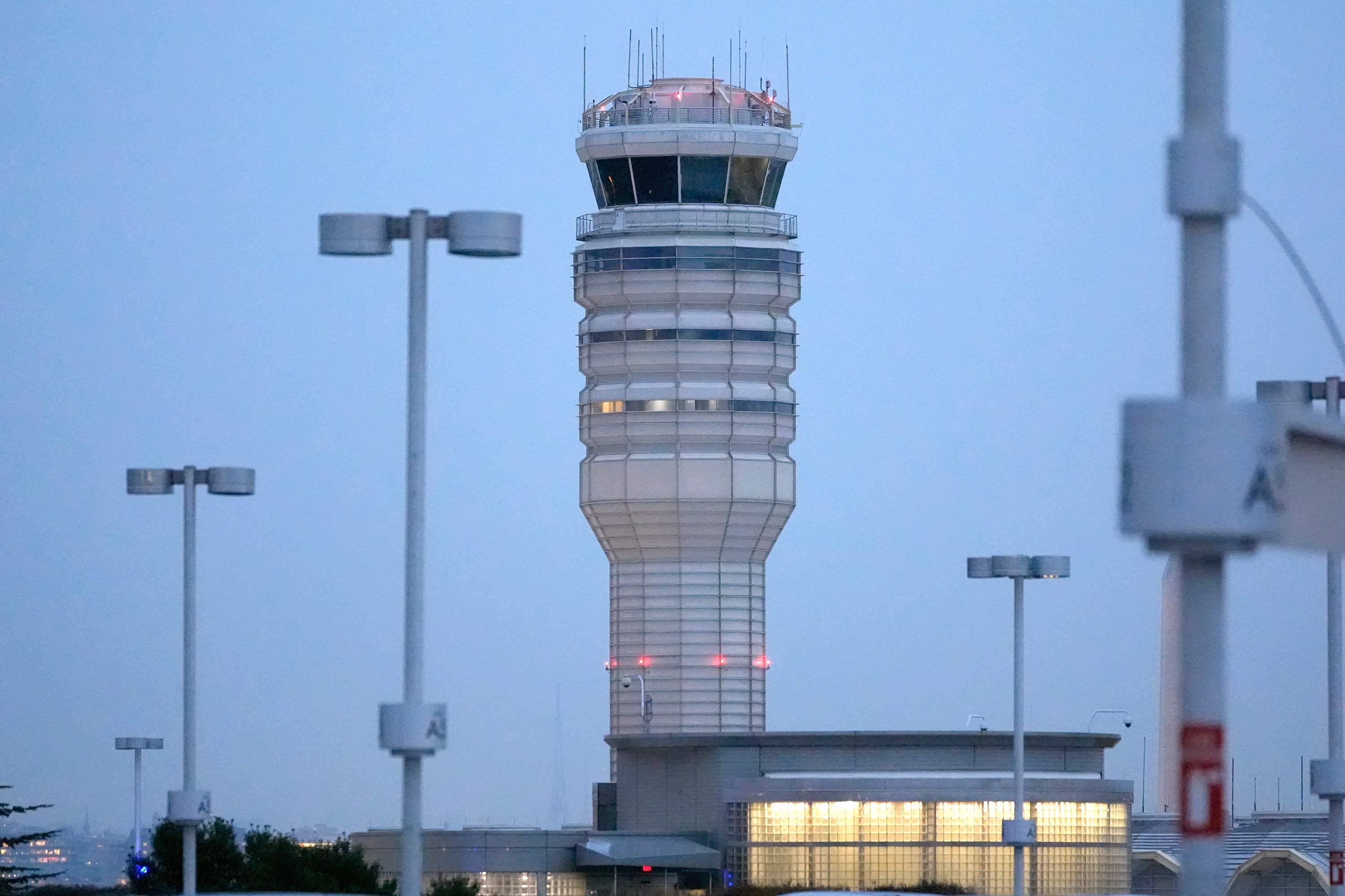 The board have interviewed the lone air traffic controller who was in Reagan Tower