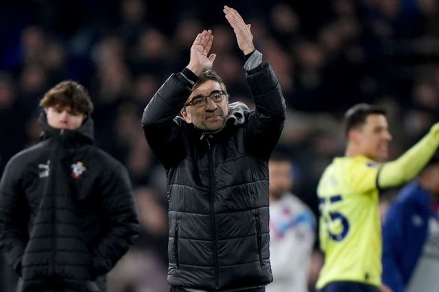 Ivan Juric applauds the Southampton fans at Ipswich (Bradley Collyer/PA)