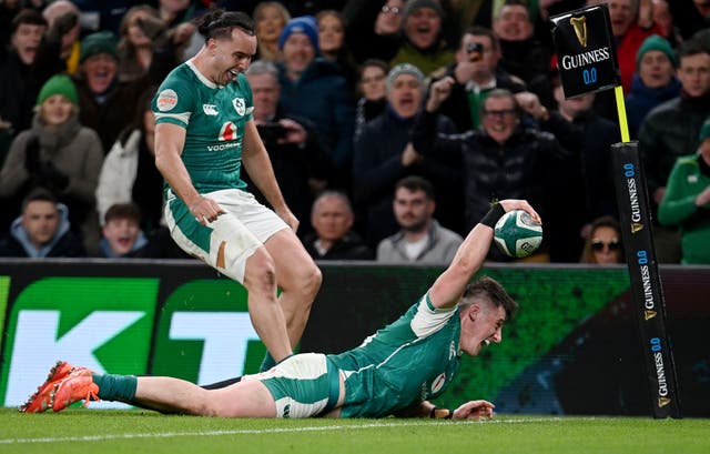 <p>Dan Sheehan (right) and James Lowe were among Ireland’s best in the win over England</p>