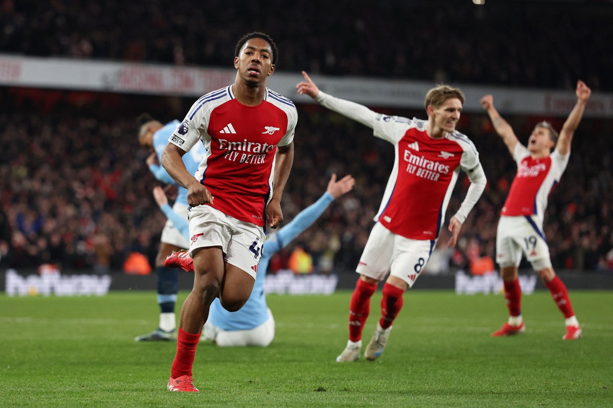 Arsenal mock rivals Man City and spark title race into life - live