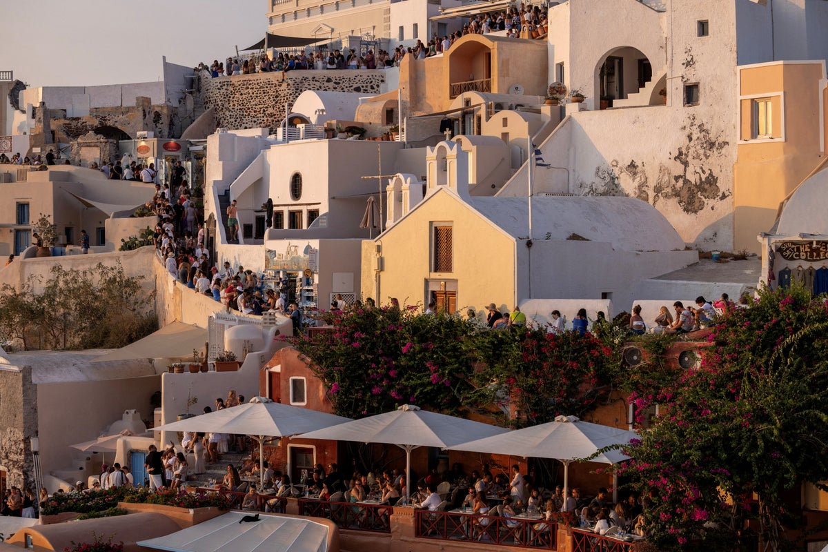 Swarm of earthquakes around Santorini leaves many fleeing Greek tourist island