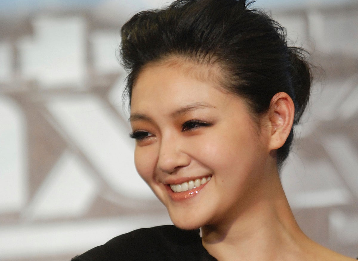 Taiwanese actress Barbie Hsu, star of the popular drama 'Meteor Garden,' dies at age 48